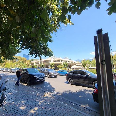 Heart Of Tirana Apartment ภายนอก รูปภาพ